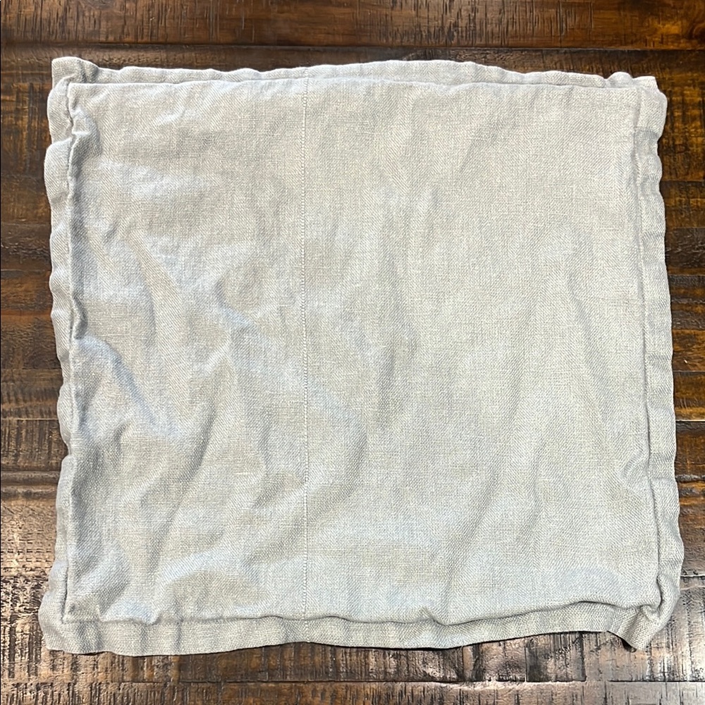 Pottery Barn Pillow Cover linen 100% 20x20 Robins egg blue EUC